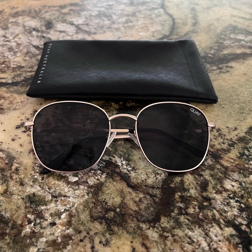 Quay Jezabell Sunglasses